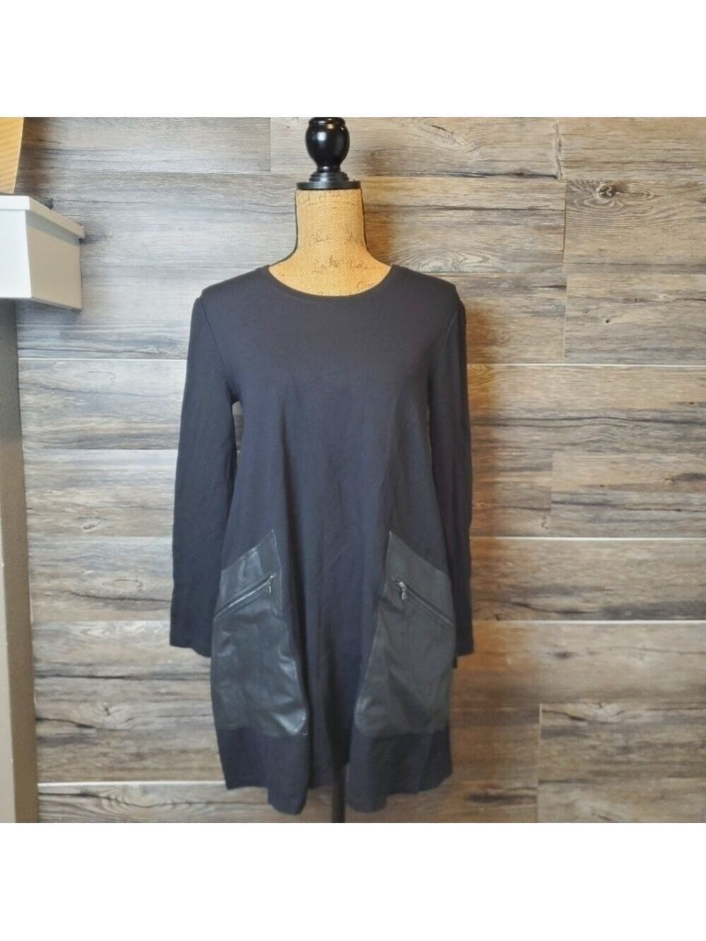 BCBG Max Azria Black Long Sleeve Shift Dress XS Faux Leather